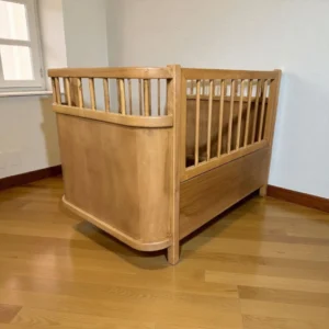 تخت کودک چوبی قابل تبدیل مدل T1